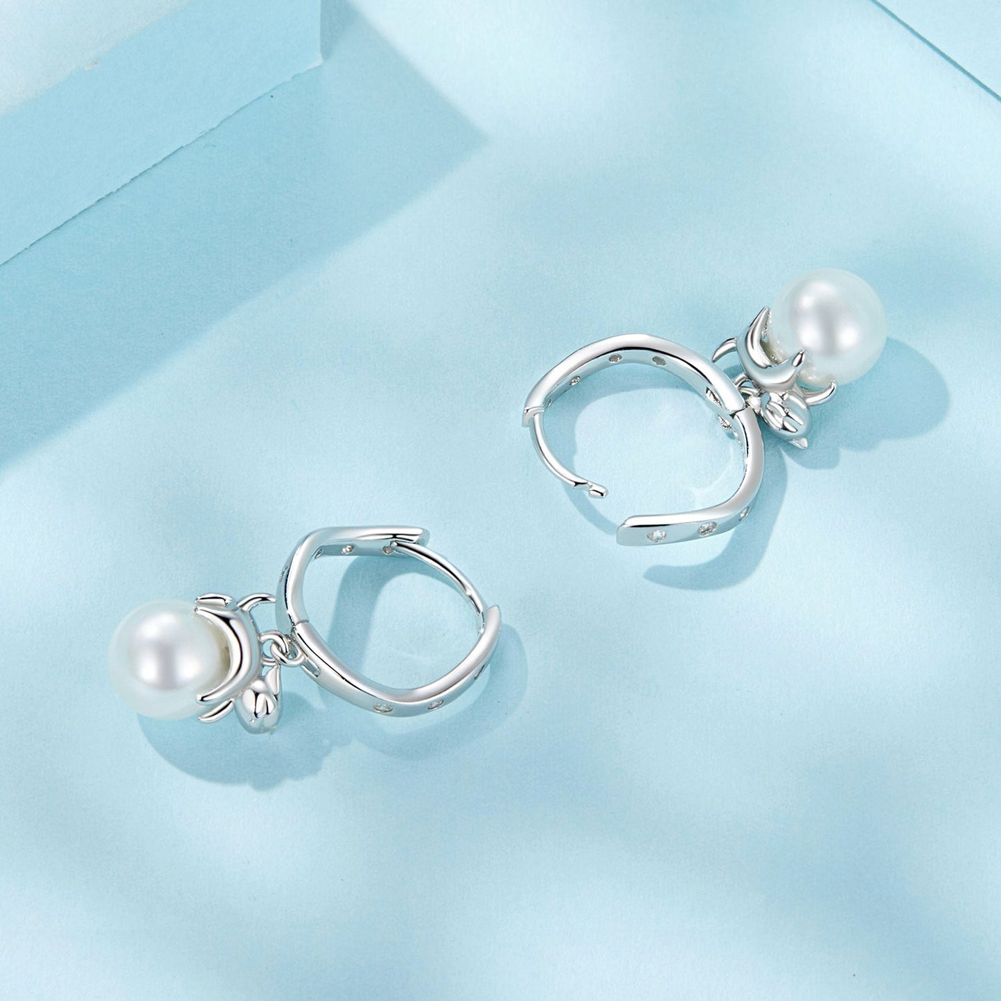 925 Sterling Silver Earrings with Quality Shell Pearl and CZ for Women