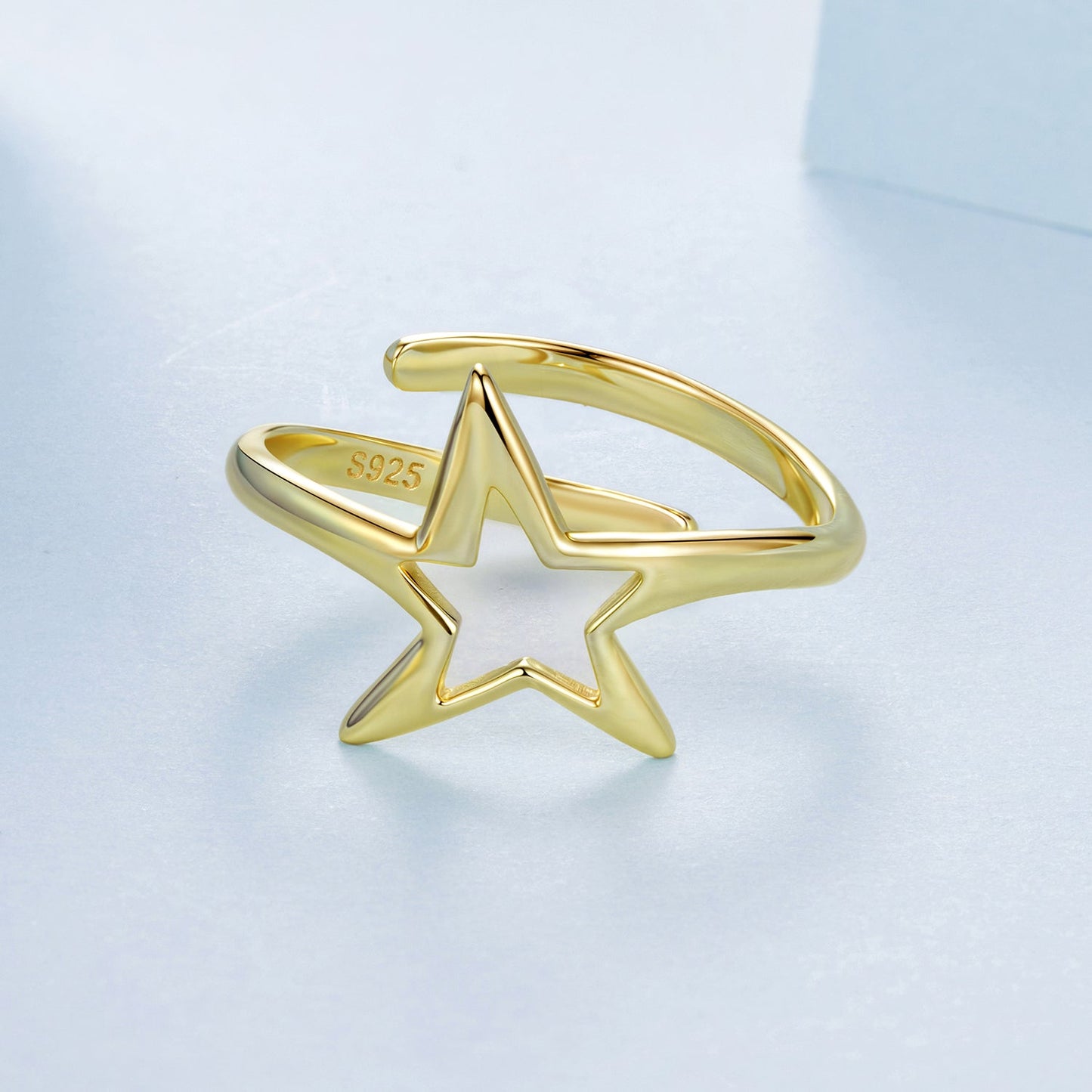 925 Sterling Silver Plated Gold 1.40cm Star Ring