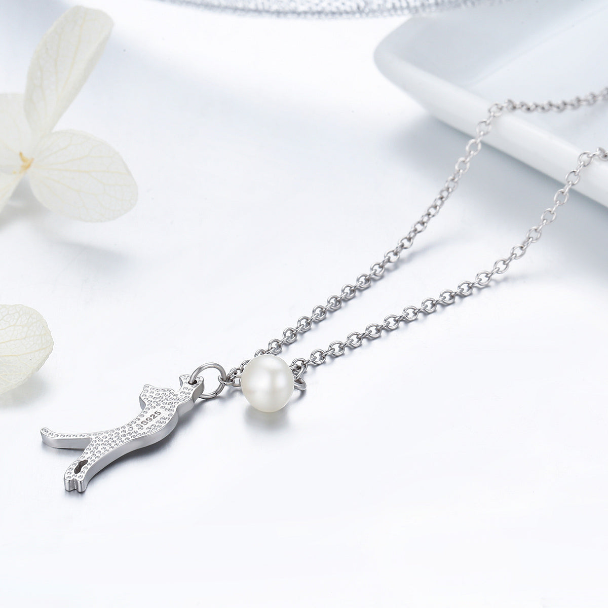 925 Sterling Silver 0.6 Carat Pearl Necklace for Women