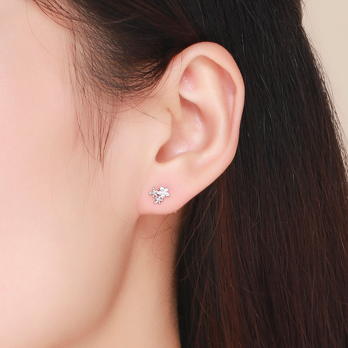 925 Sterling Silver Earrings with CZ in Pavé Setting, 0.6*0.7cm for Women