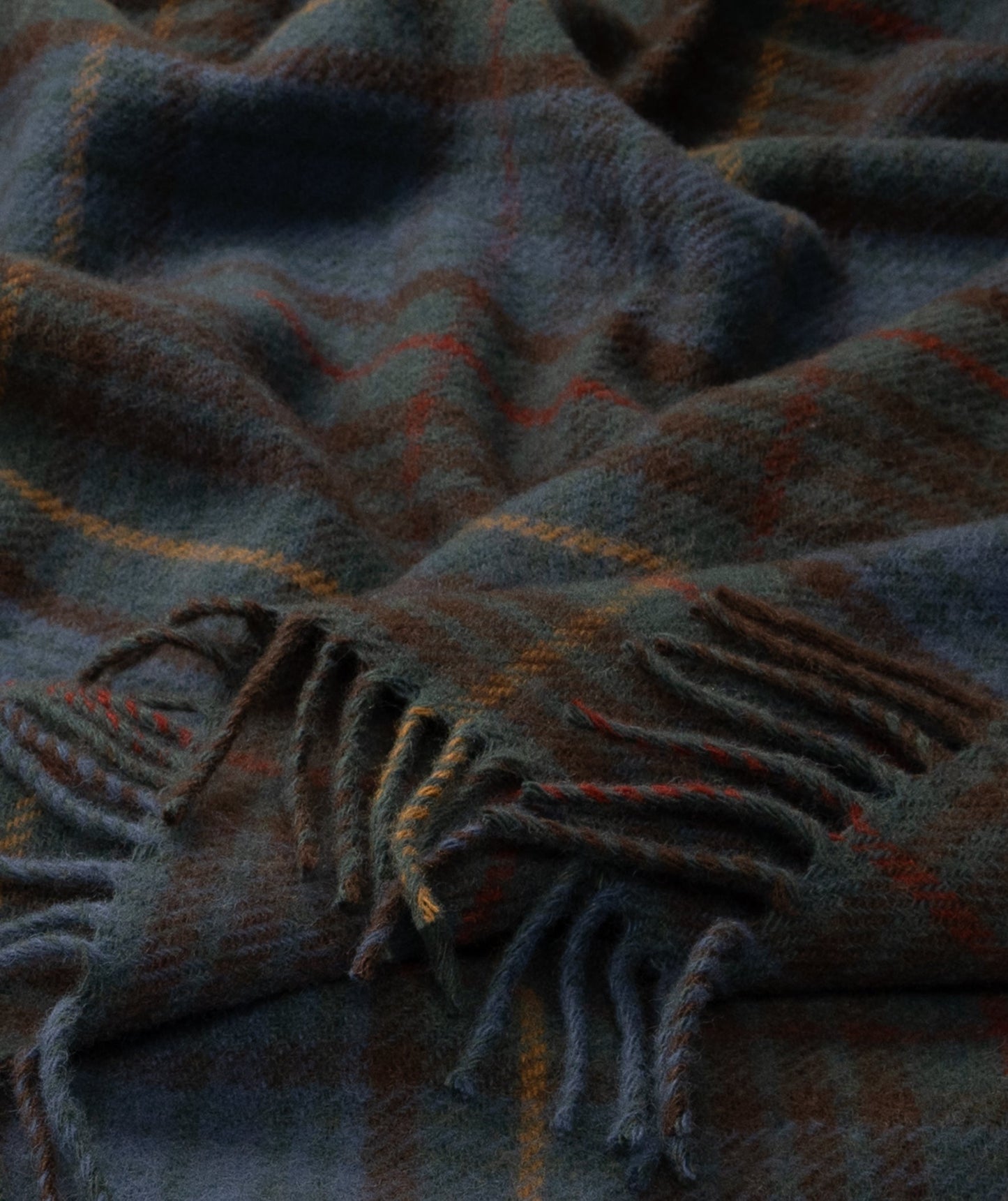 Highland Tweeds New Wool Fluffy Throw ~ Antique Hunting Stewart ~ - Osadia Concept Store