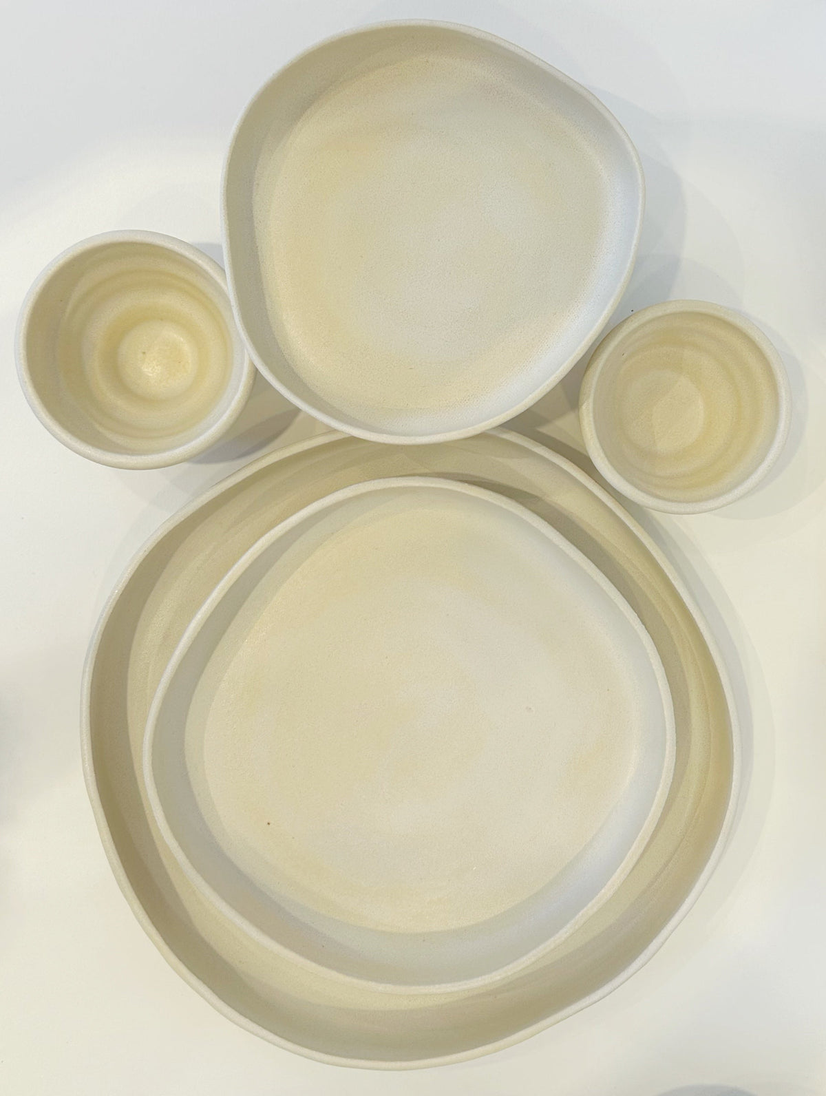 PLATE White Cloud. (Size: 11 inches)