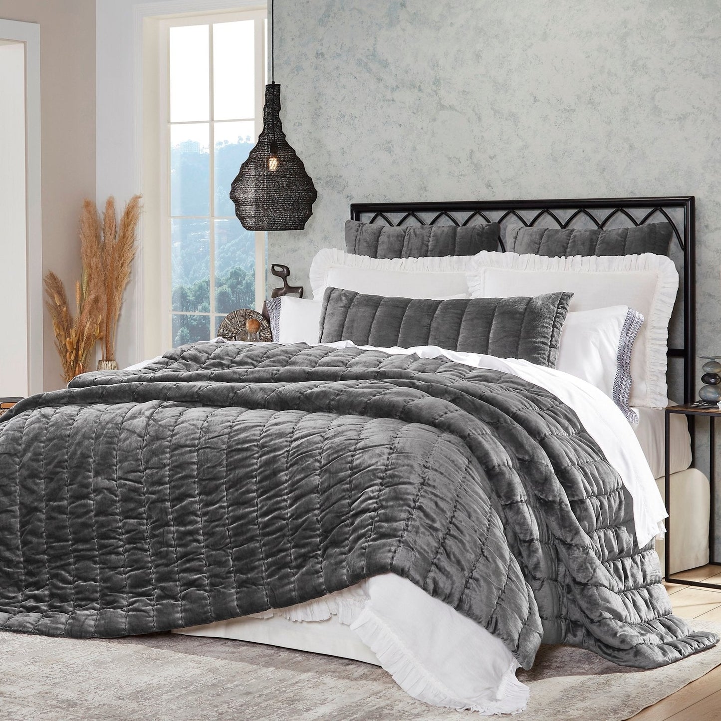 Gatsby Channel Velvet Quilt - Clearance