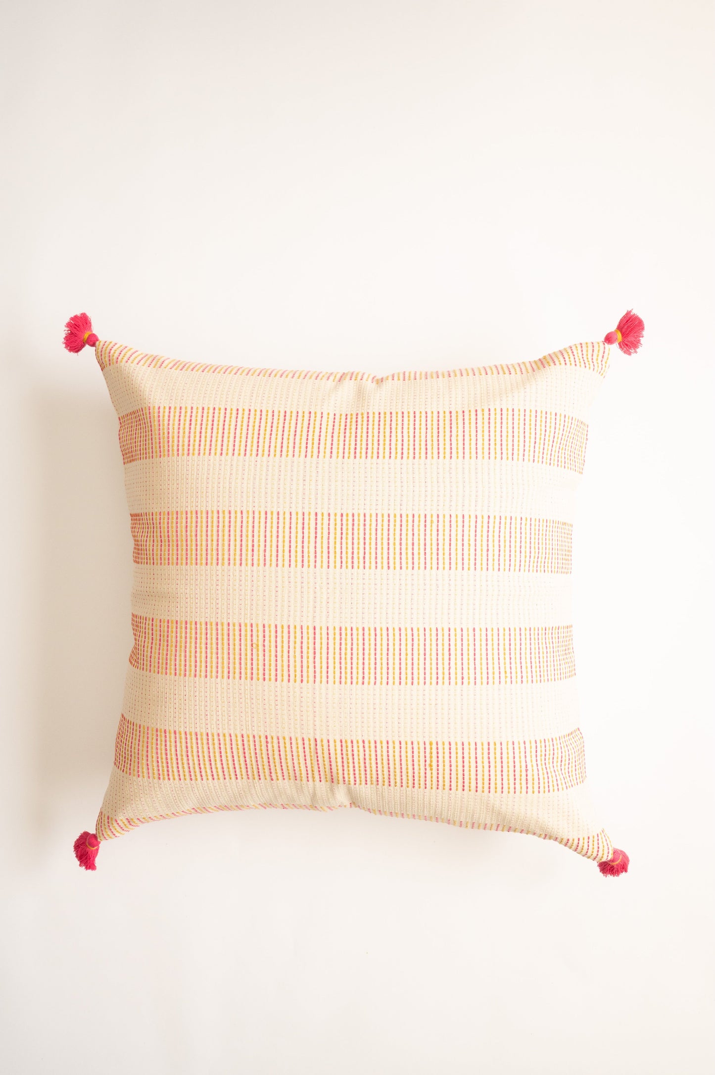 Ranisa Handloom Pillow 20"x20"