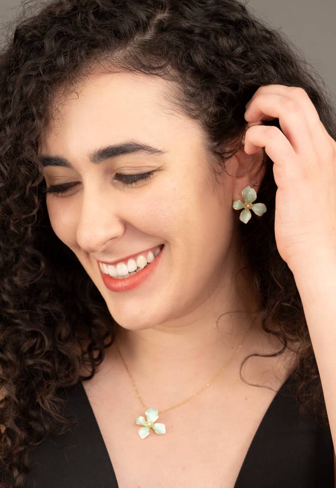 Hope in Bloom Necklace in Mint