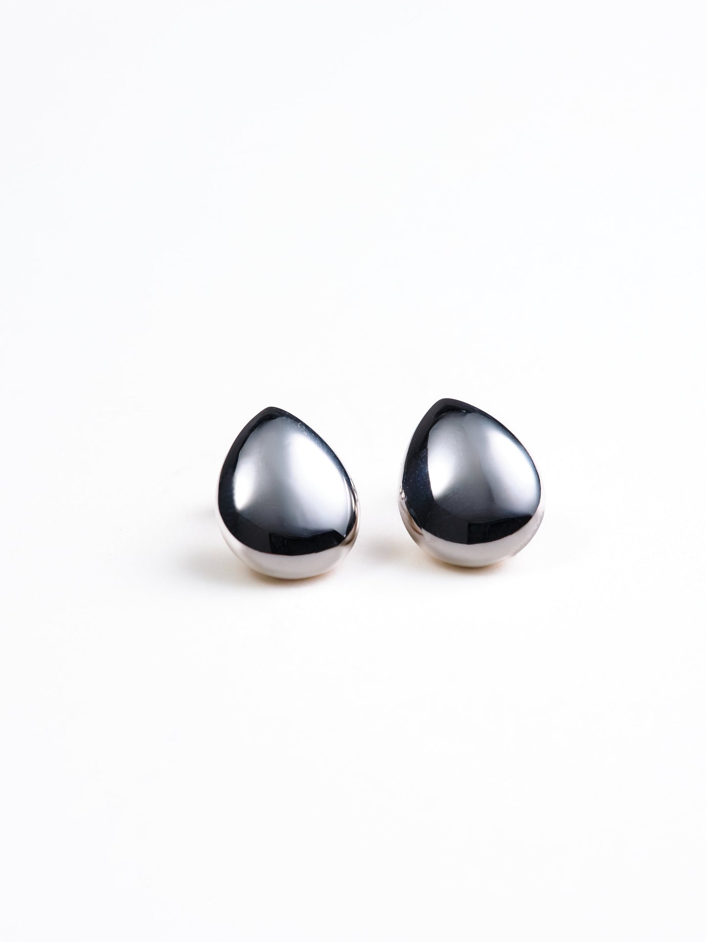 Hannah Teardrop Studs