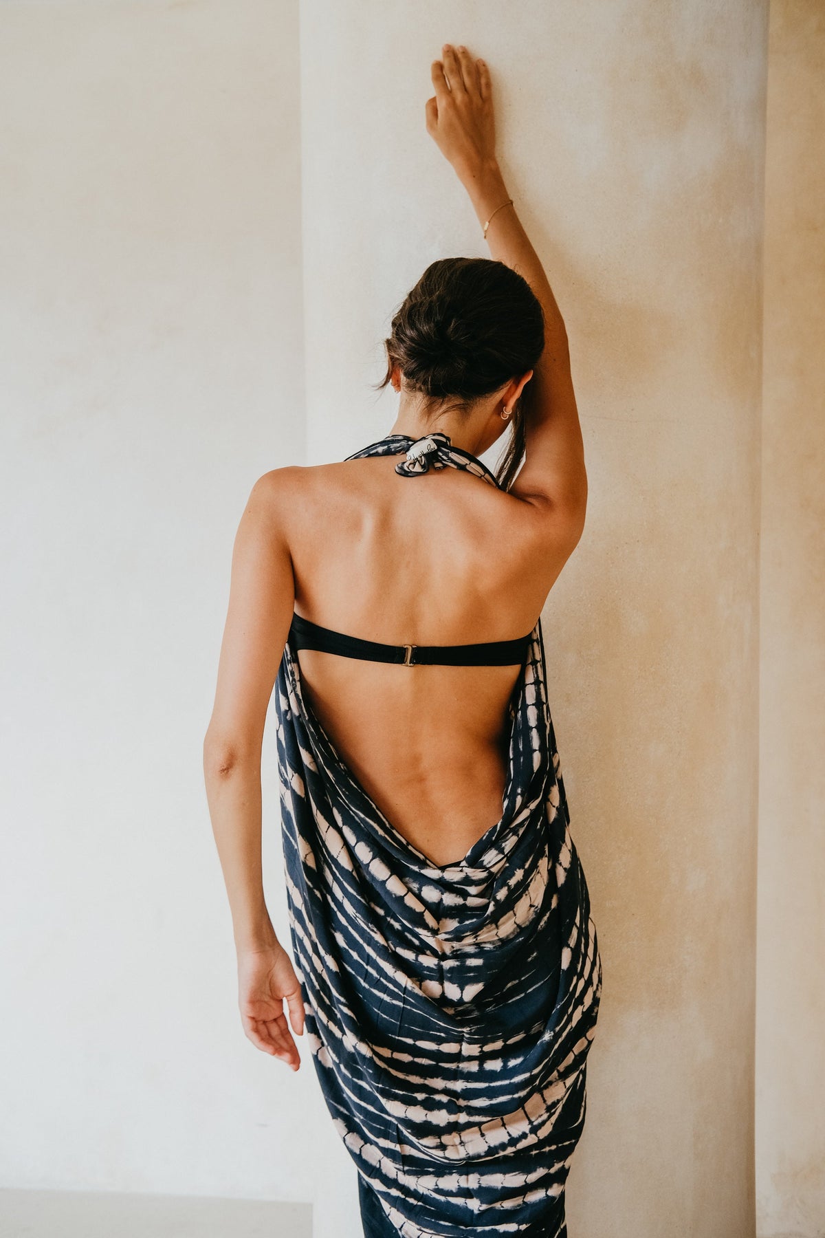 Beach Hand Dyed Sarong in Black