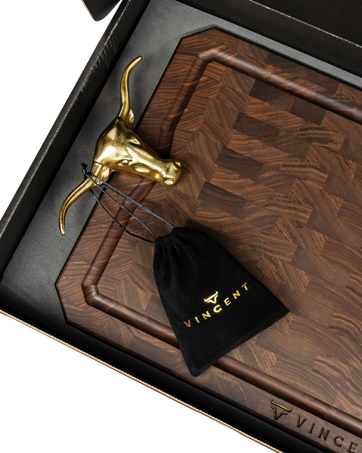 The Legend 20" x 15" Walnut Carving & Presentation Board