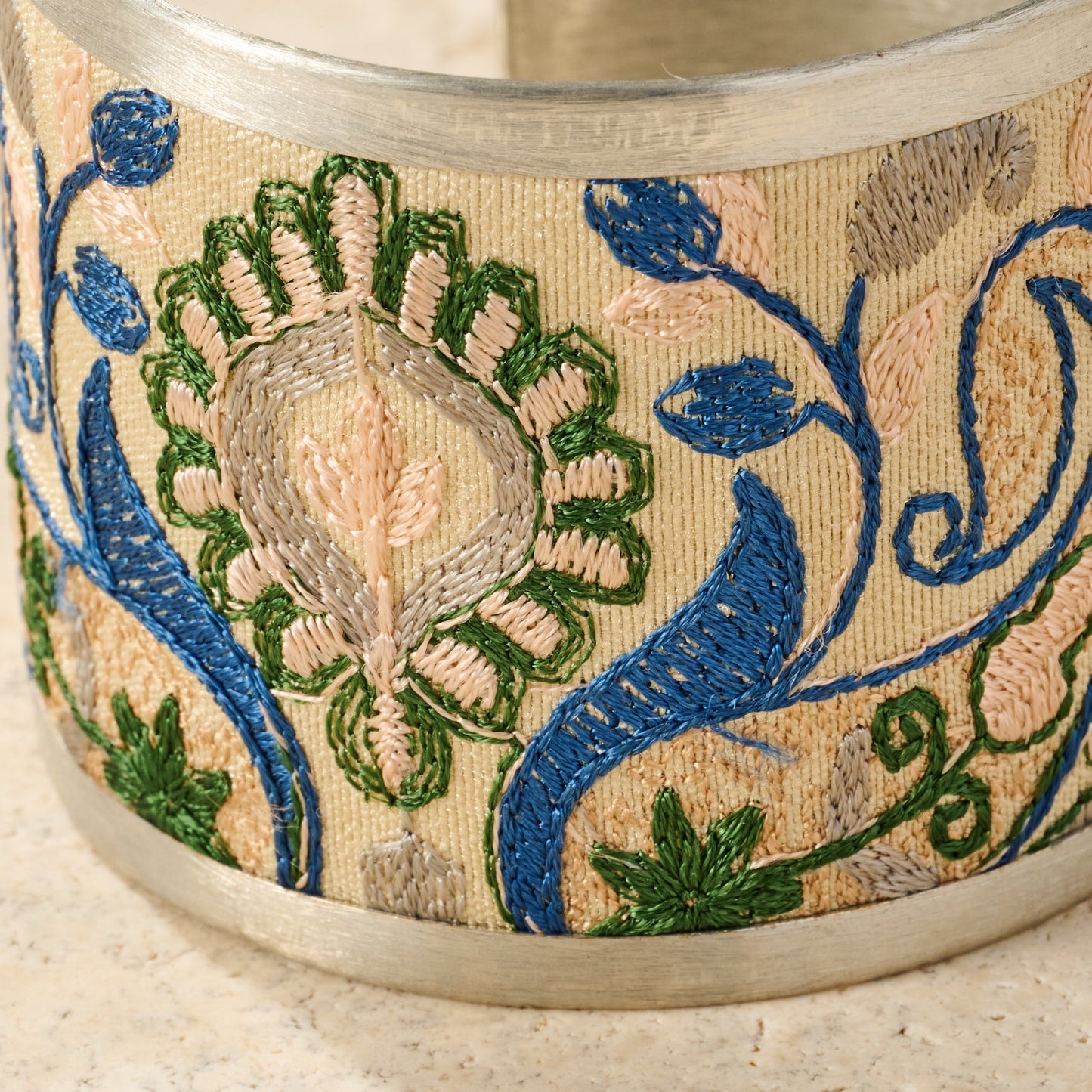 Jabardasta Silk Embroidered Cuff