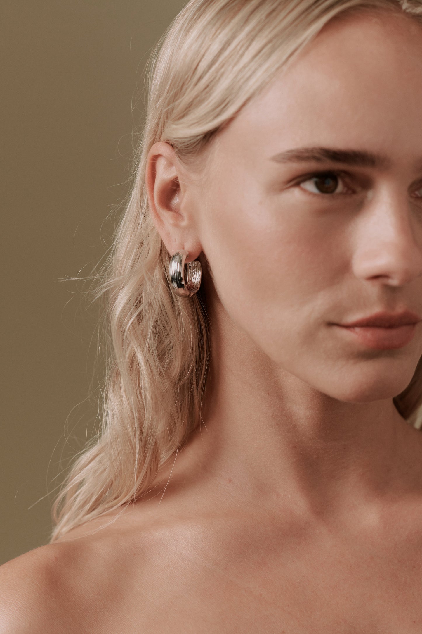 Maxwell Texture Hoops