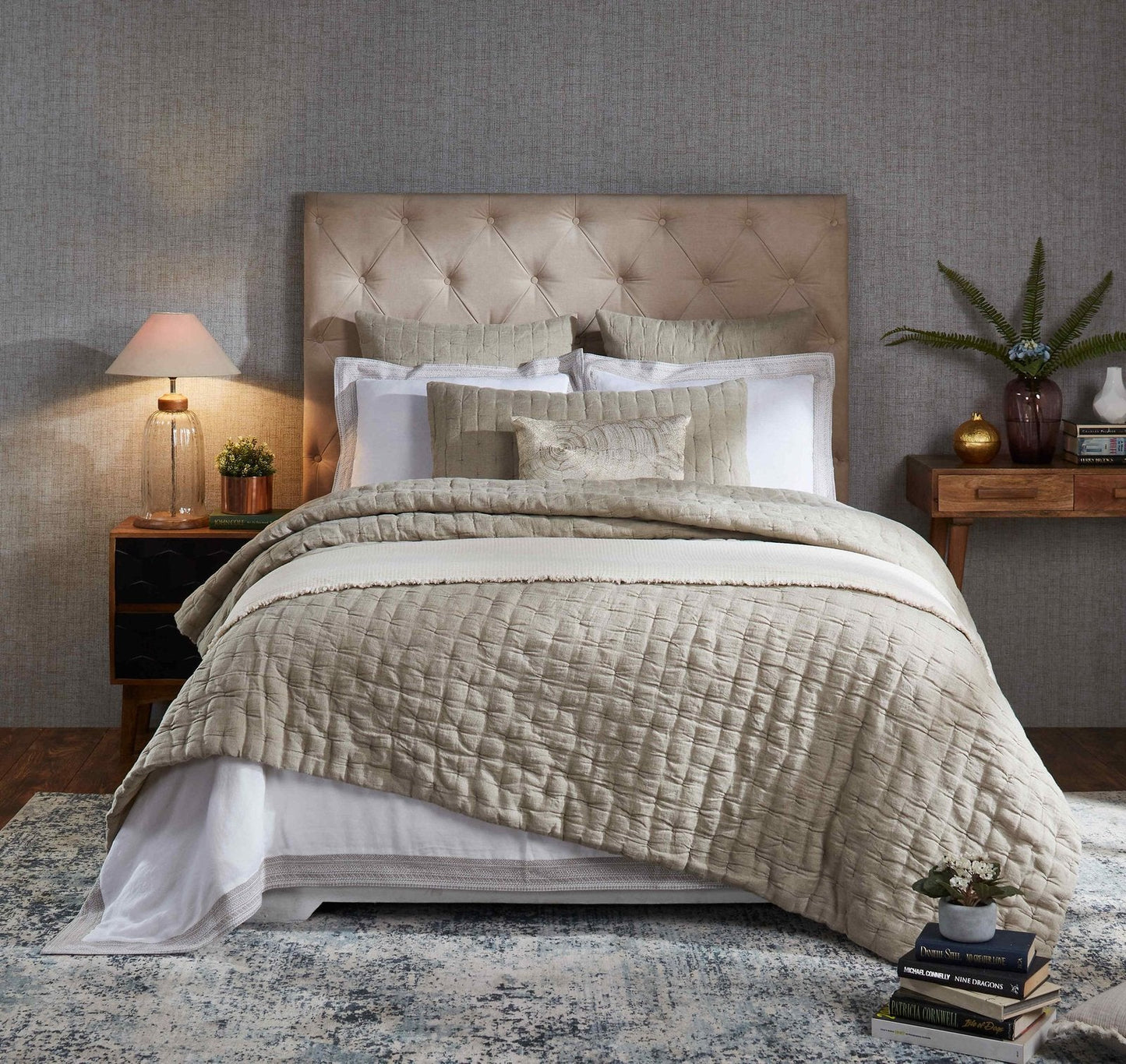 Sophie Hand Pinched Linen Quilt