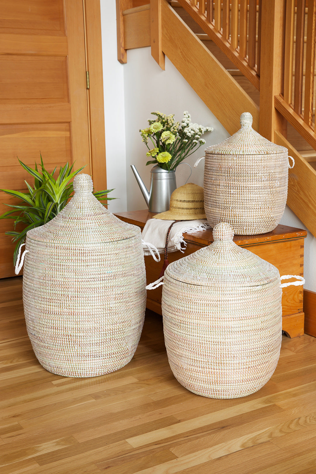 S/3 Solid White Hampers