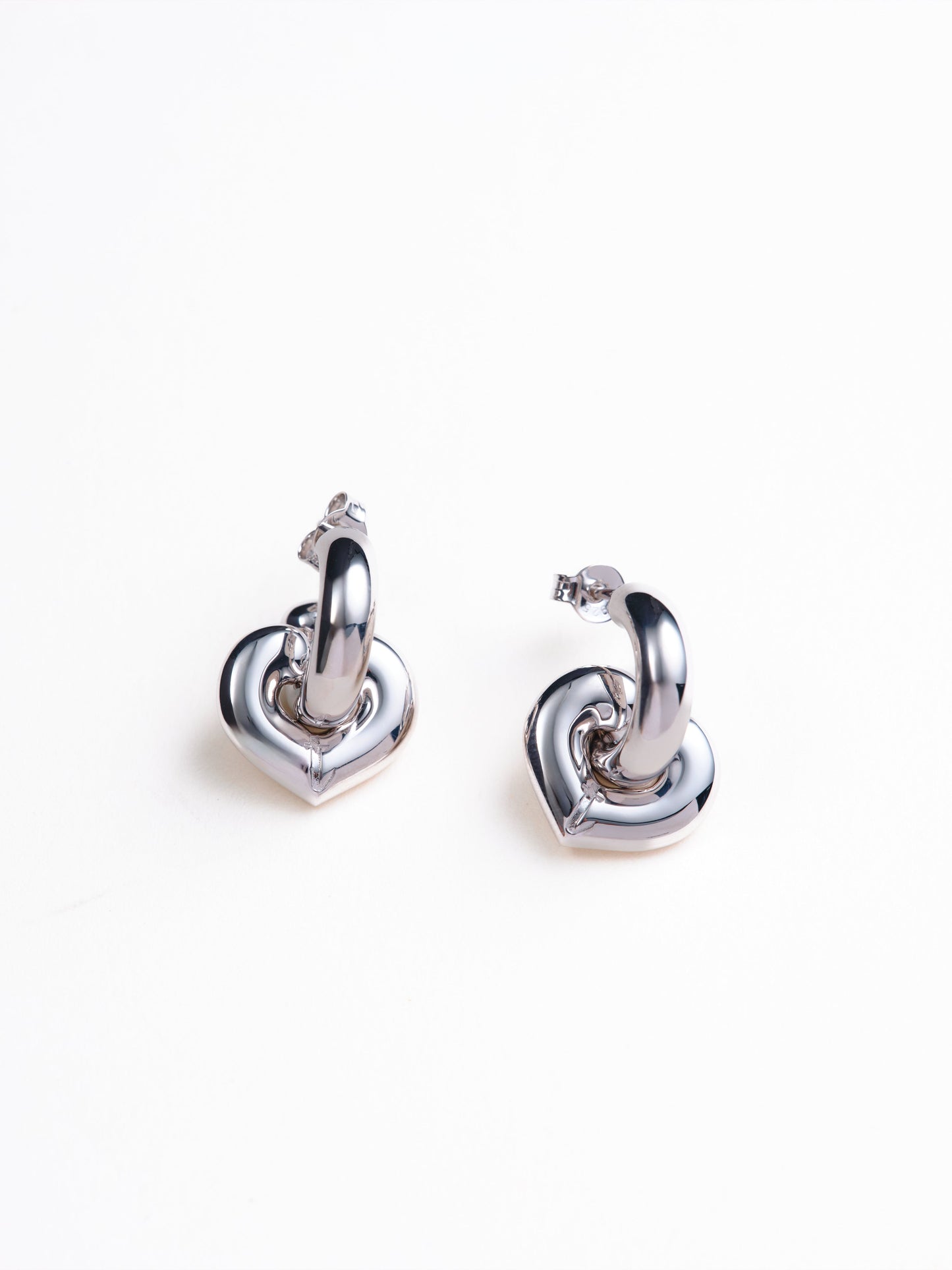 Eloise Chunky Heart Hoops