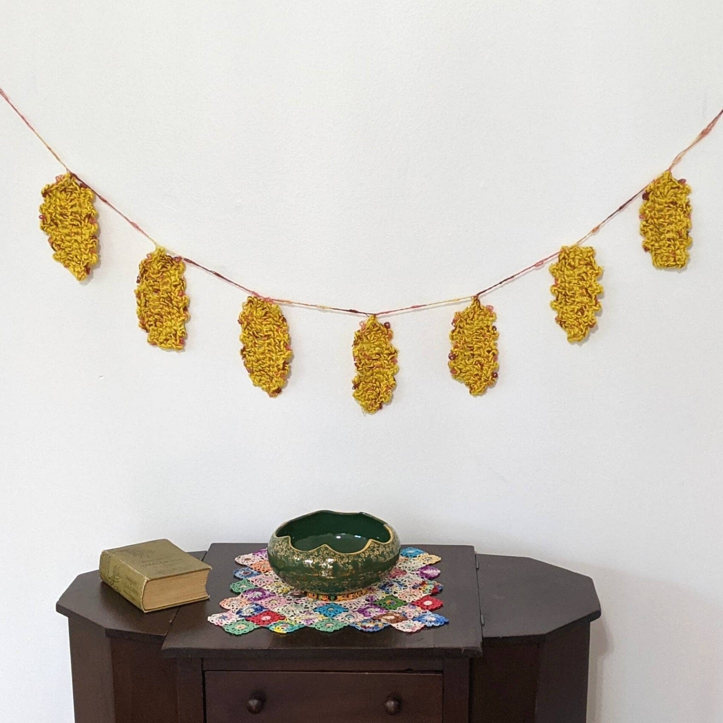 Festive Fall Garland Crochet Pattern - Osadia Concept Store