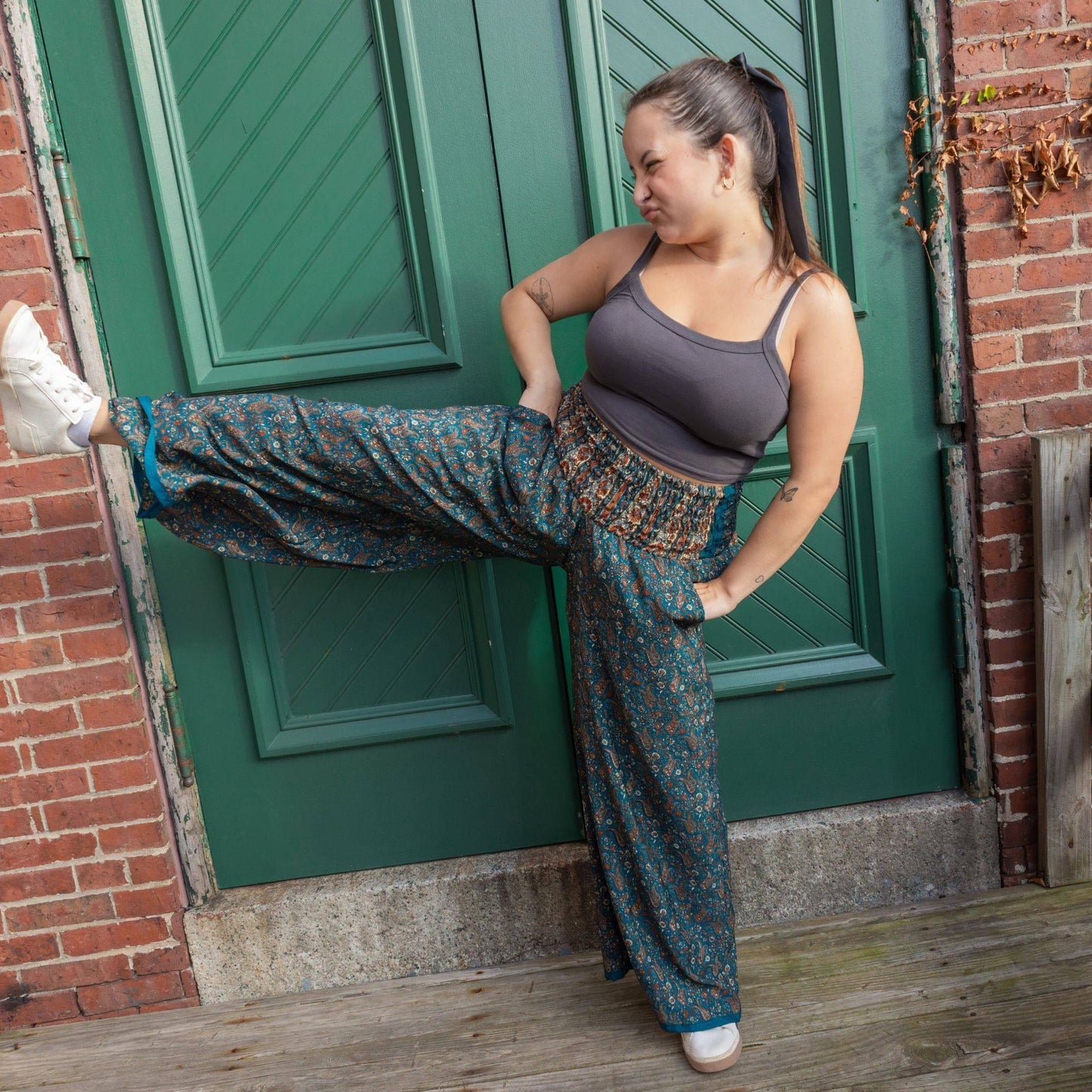 Free Spirit Wide-Leg Palazzo Pants with Pockets