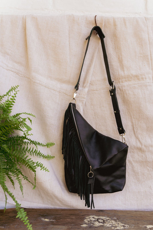Fringe Tik - Black