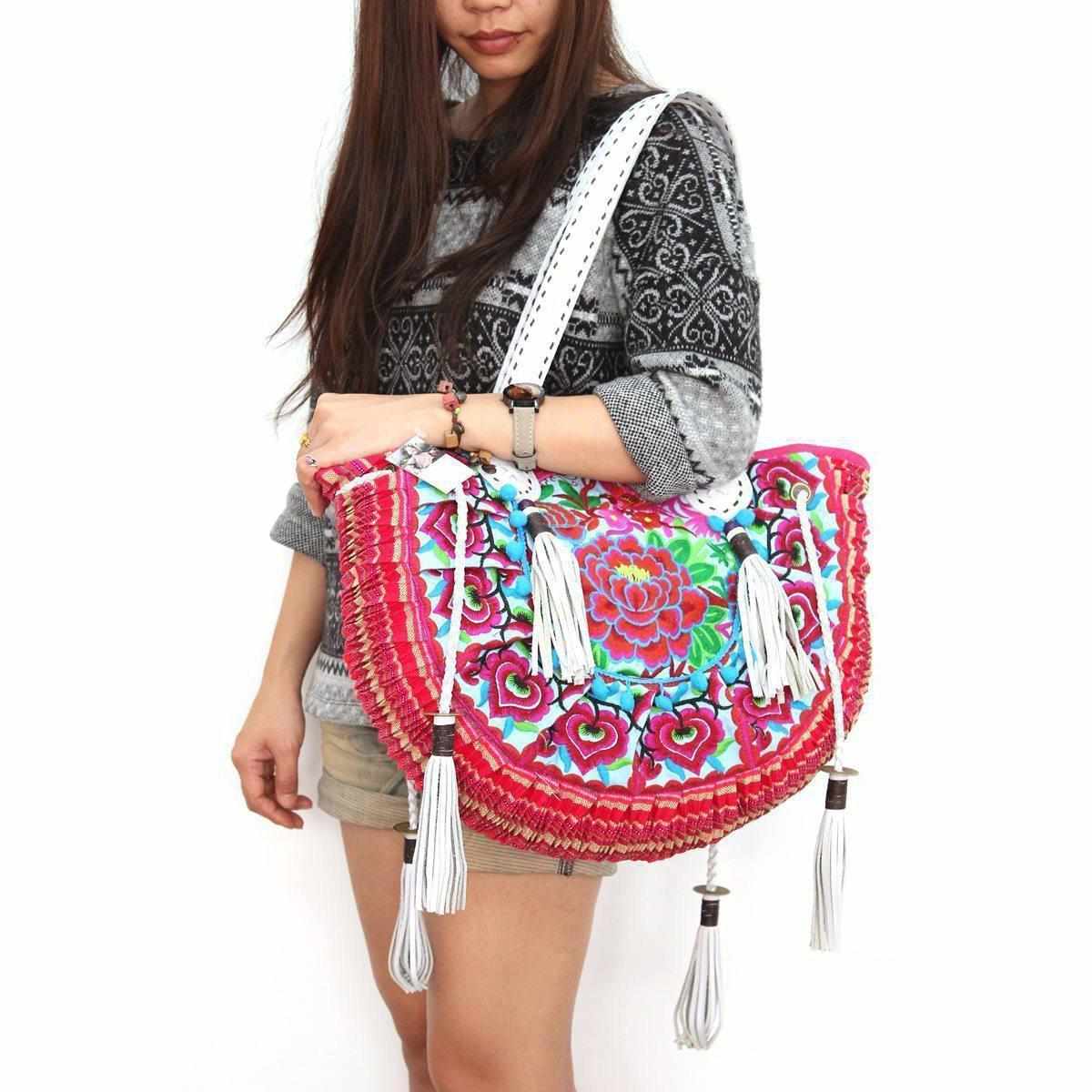 Half-Moon Ibiza Vintage Leather Boho Moon Shoulder Bag - Thailand