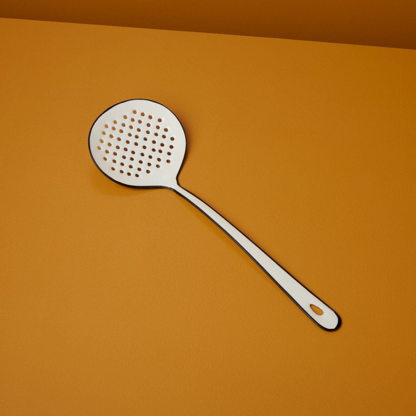 Hani Enameled Skimmer