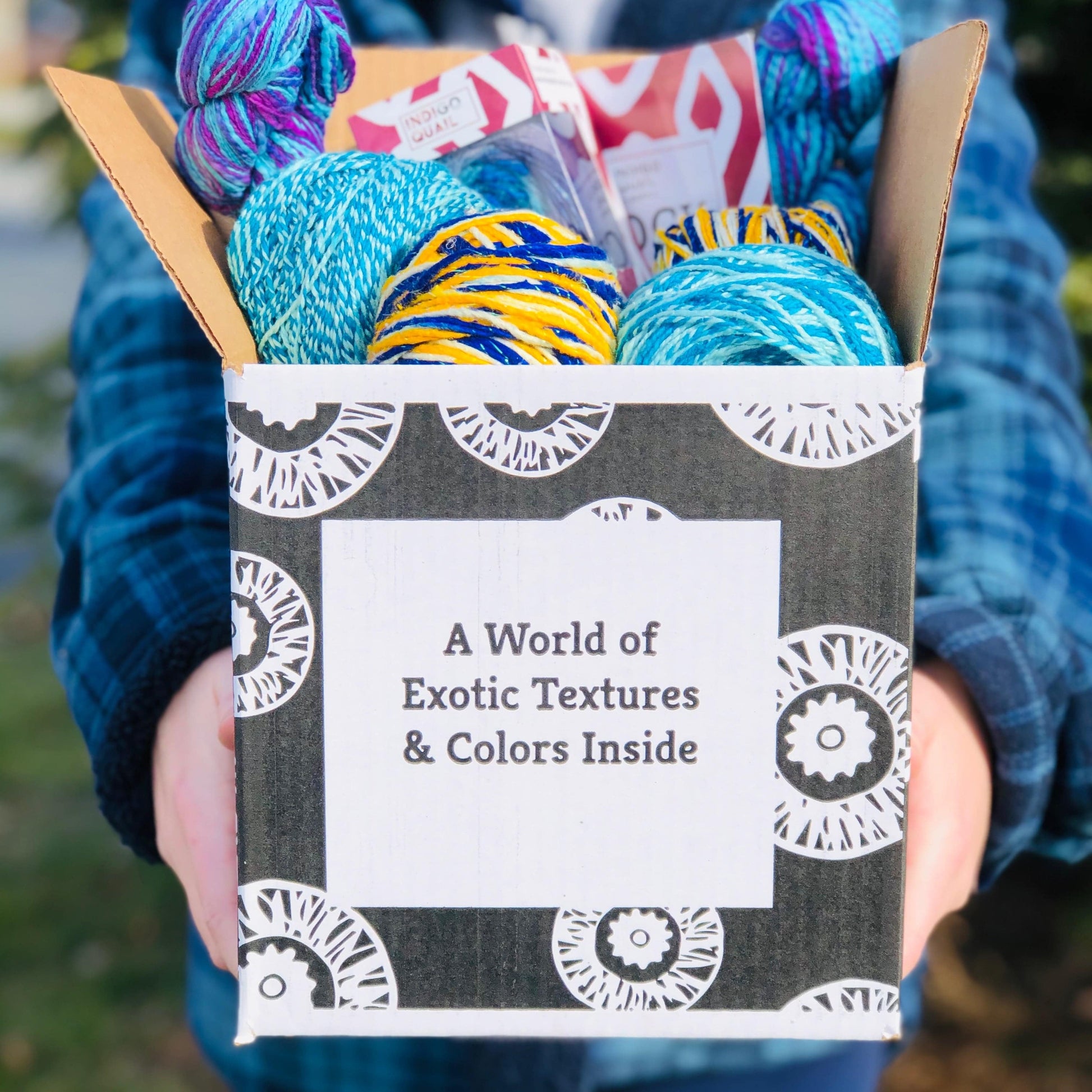 Darn Good Yarn Editor's Box - Osadia Concept Store