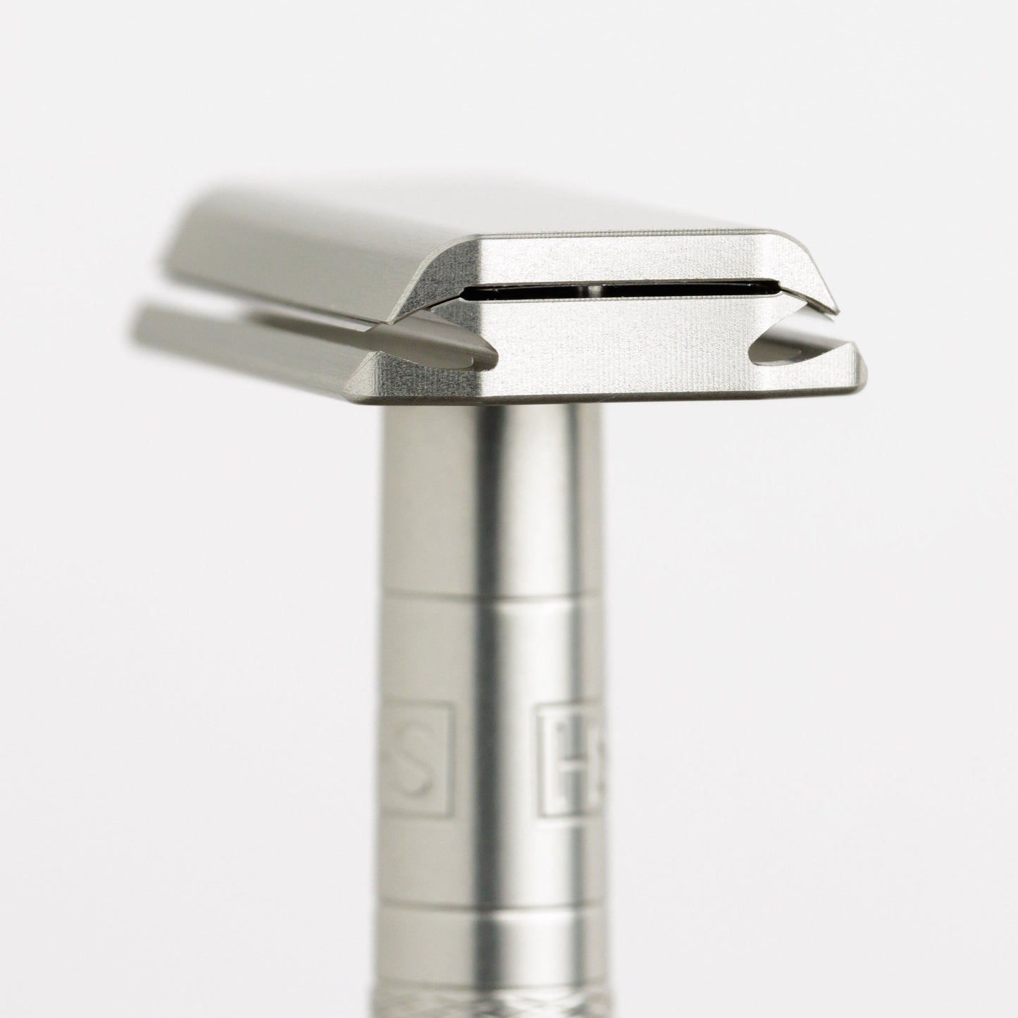 Henson Shaving [AL13-V2] Mild Safety Razor