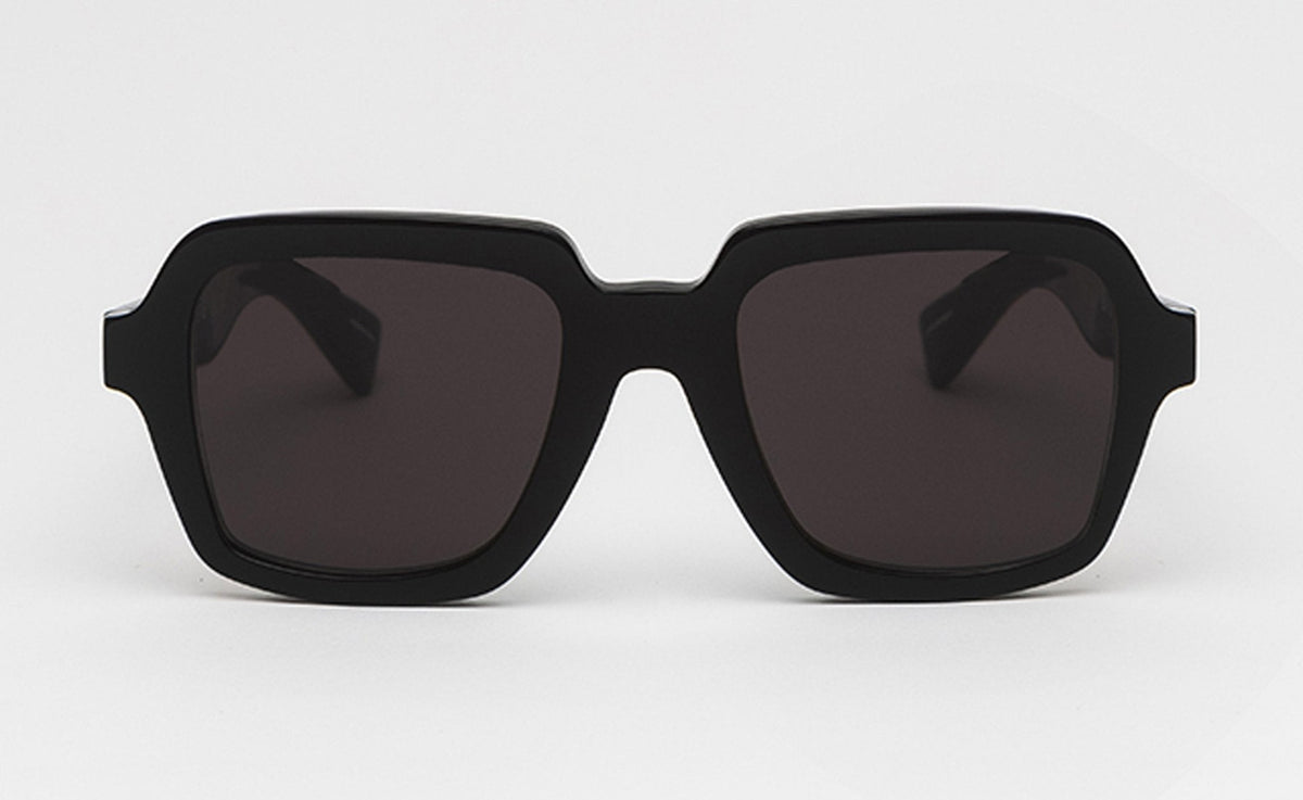 Manyara II Black Sun