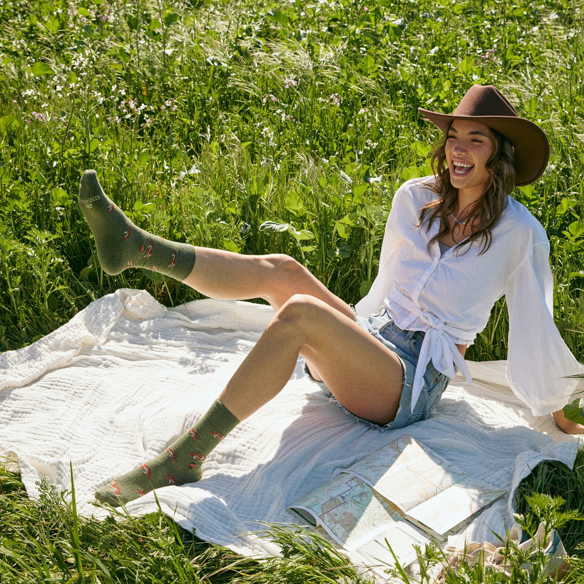 Socks that Protect Tigers - Osadia Concept Store