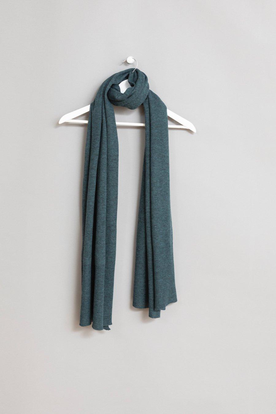 Merino Edge Rib Scarf