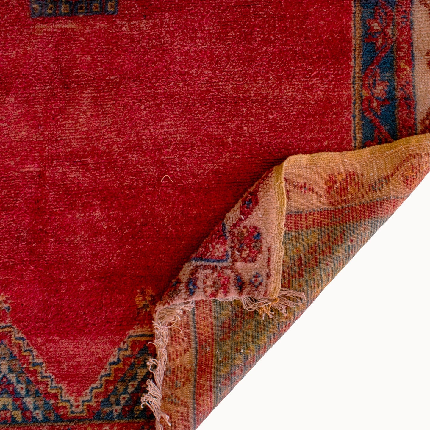 Titus Vintage Moroccan Medallion Rug | 4'1" x 7'