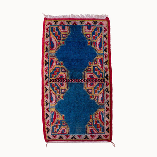 Beck Vintage Moroccan Taznakht Rug | 2'2" x 3'11"