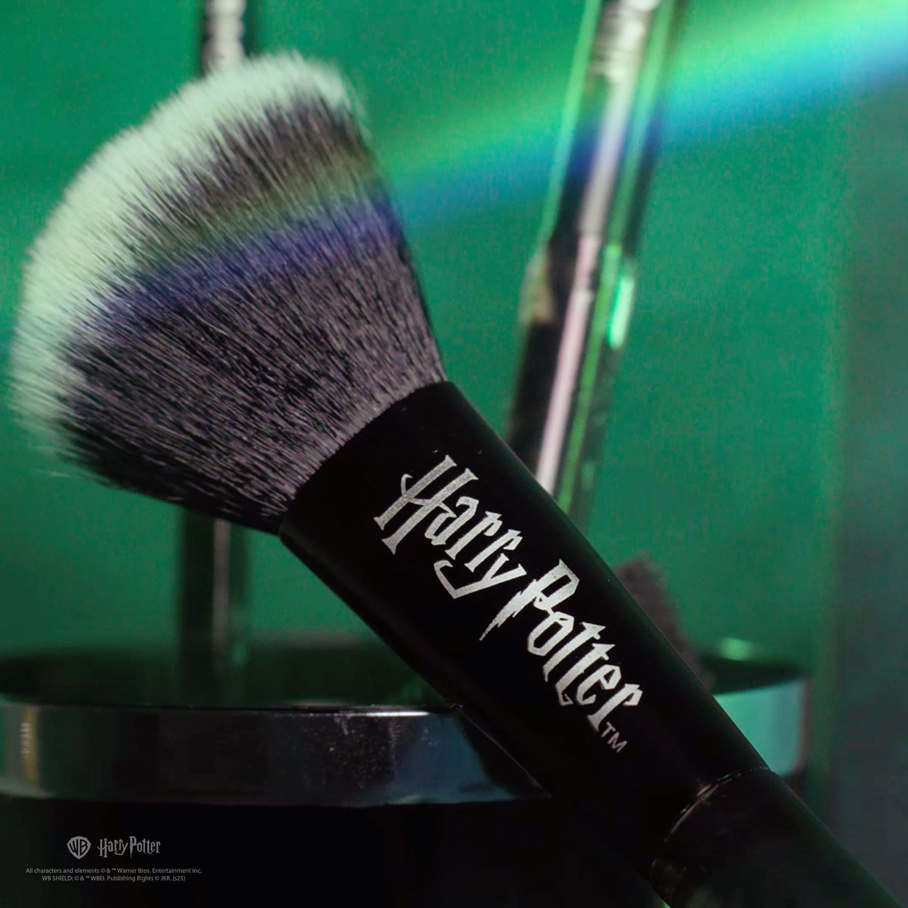 HP Dark Arts | Deathly Hallows™ Blend Makeup Brush & Sponge Set - Osadia Concept Store
