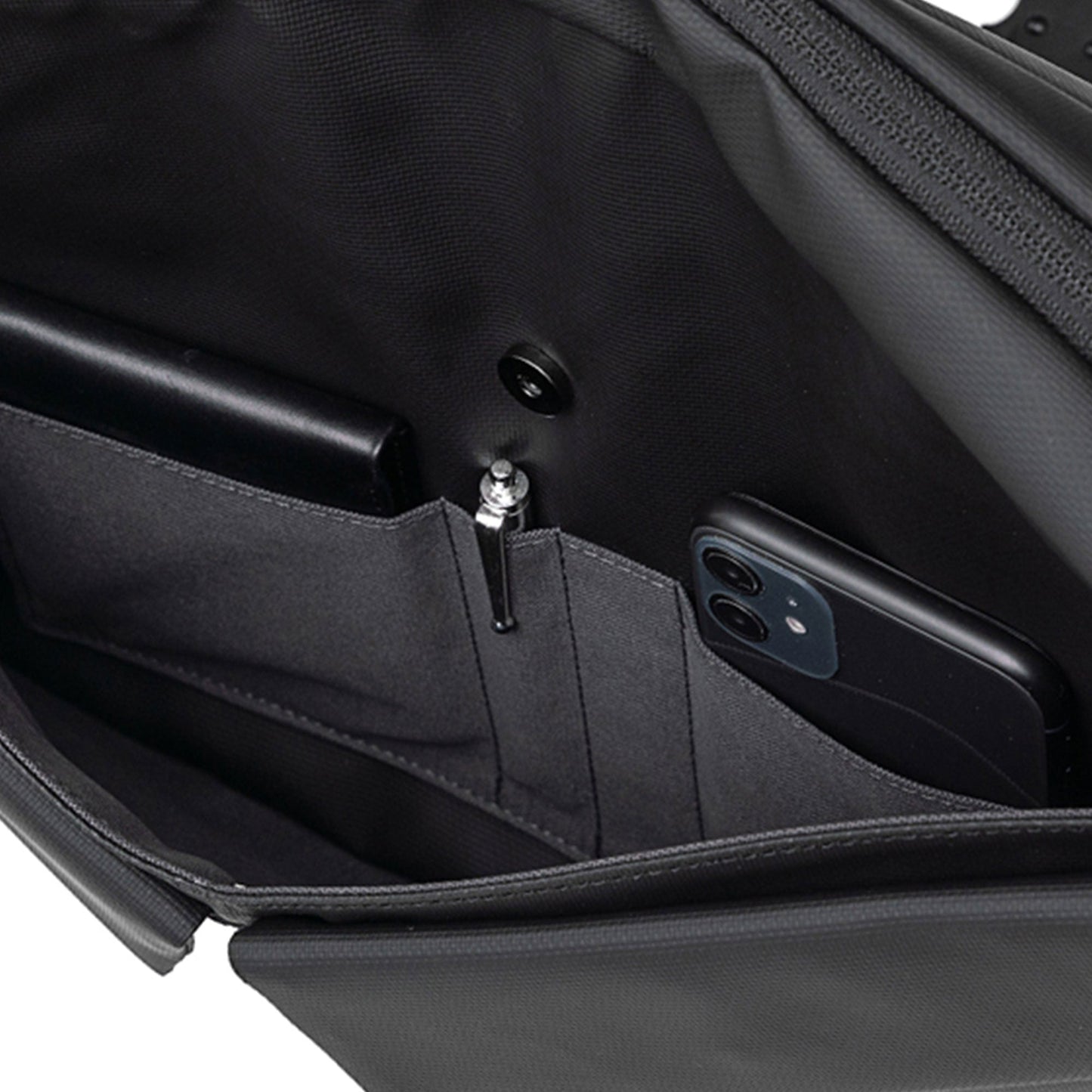 Office Messenger Black