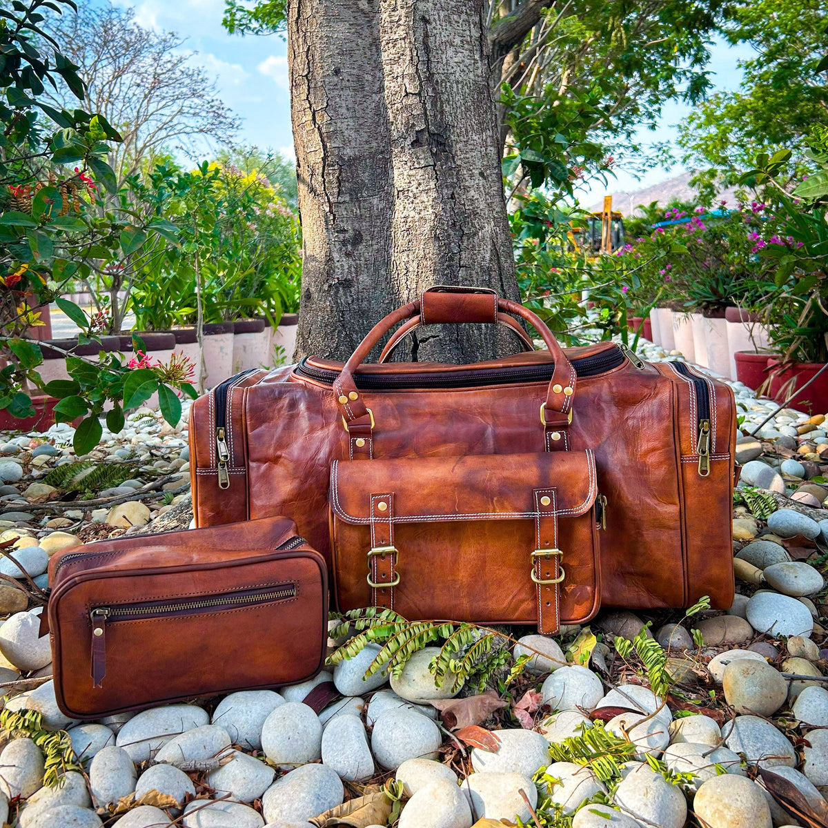 Walker Leather Weekender Bag + Free Toiletry - Osadia Concept Store
