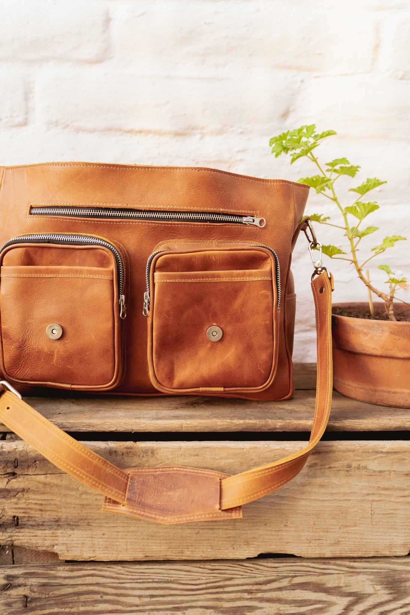K'at Camera Bag - Tan