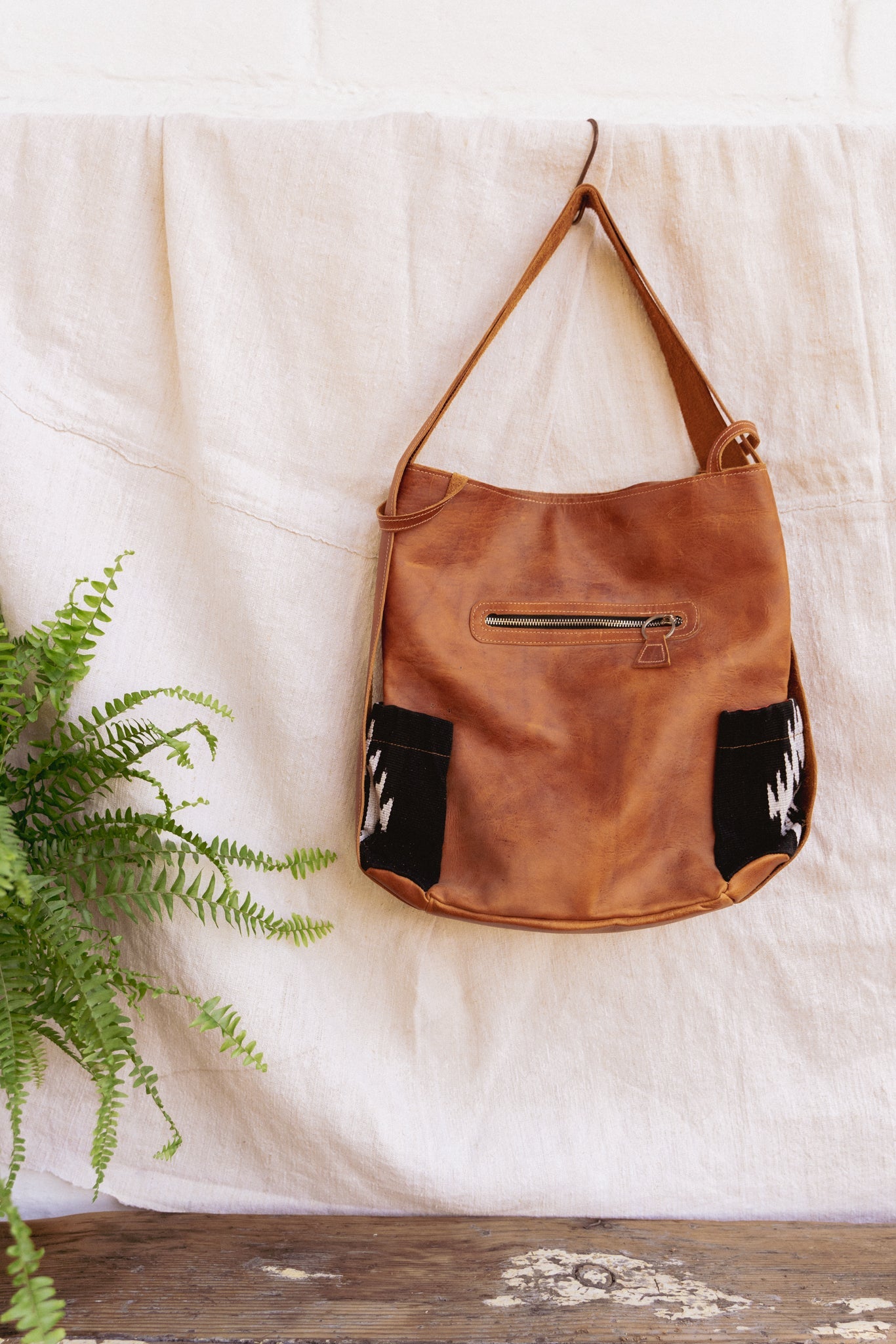 Patzik - Black and White Mayan Star Pockets - Tan Leather