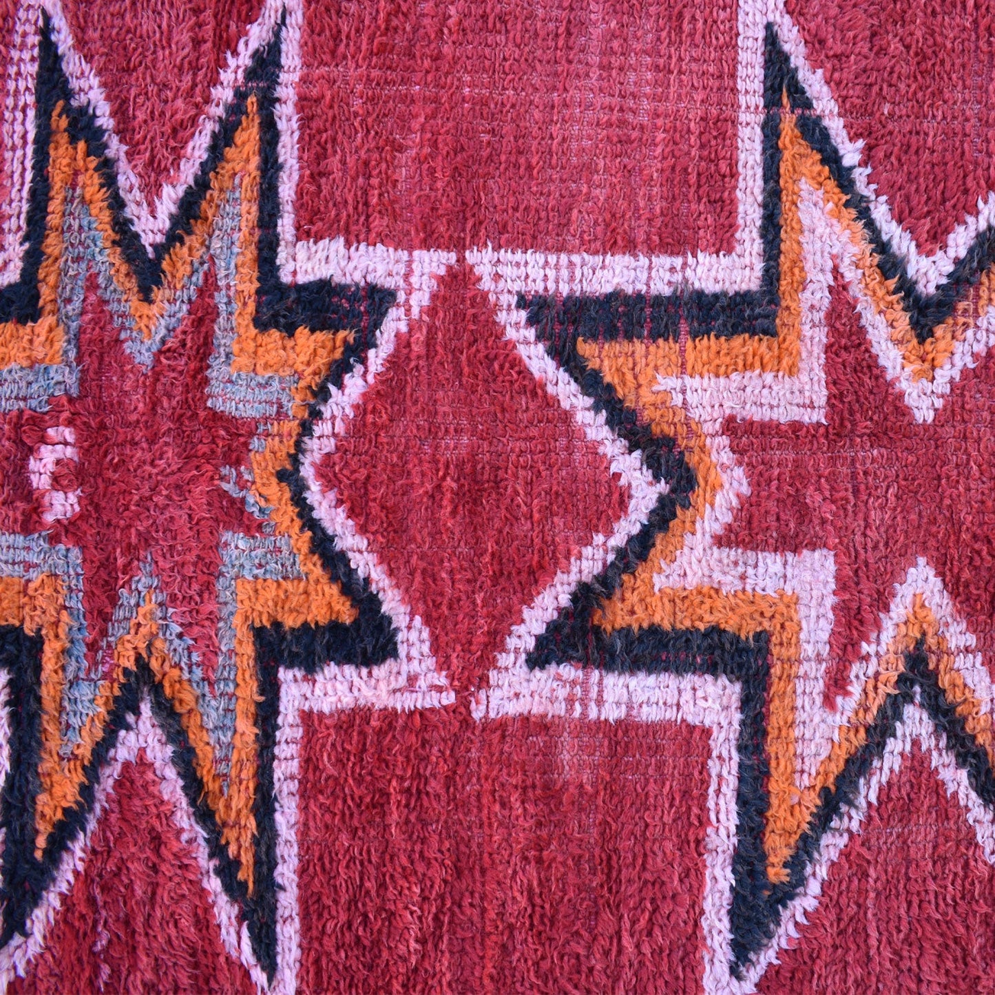 Titrit Hand-Knotted Wool Moroccan Rug | 4'7" x 8'4"