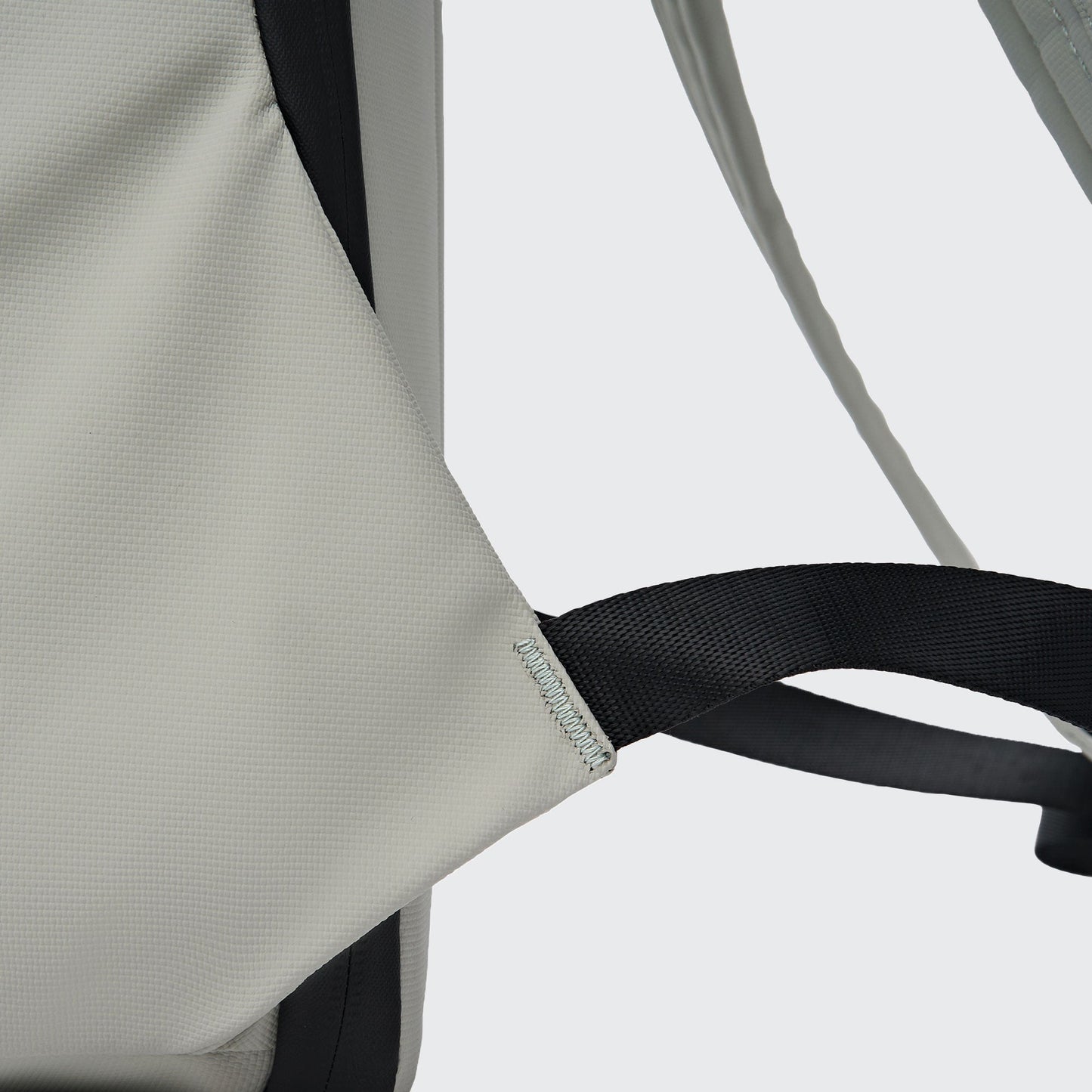 365 CITY BACKPACK 22L