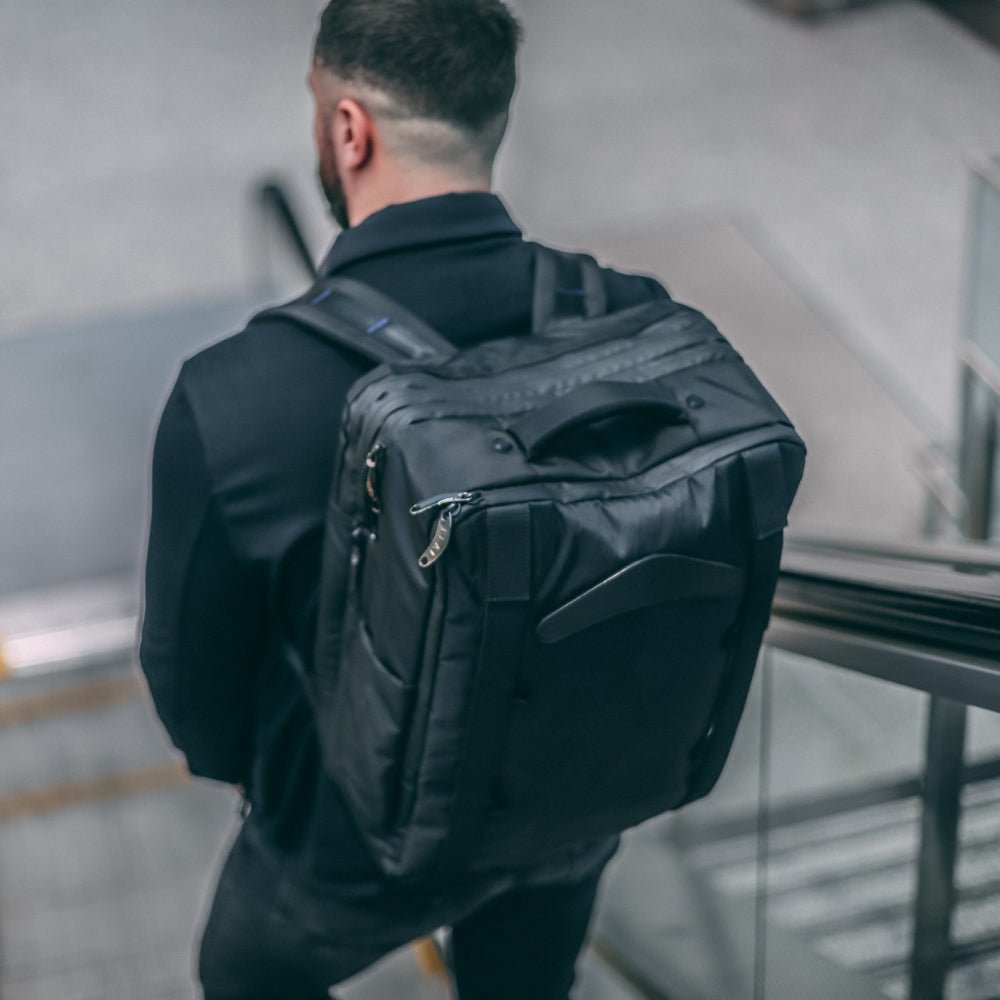 FLAI TRAVEL BACKPACK 40L