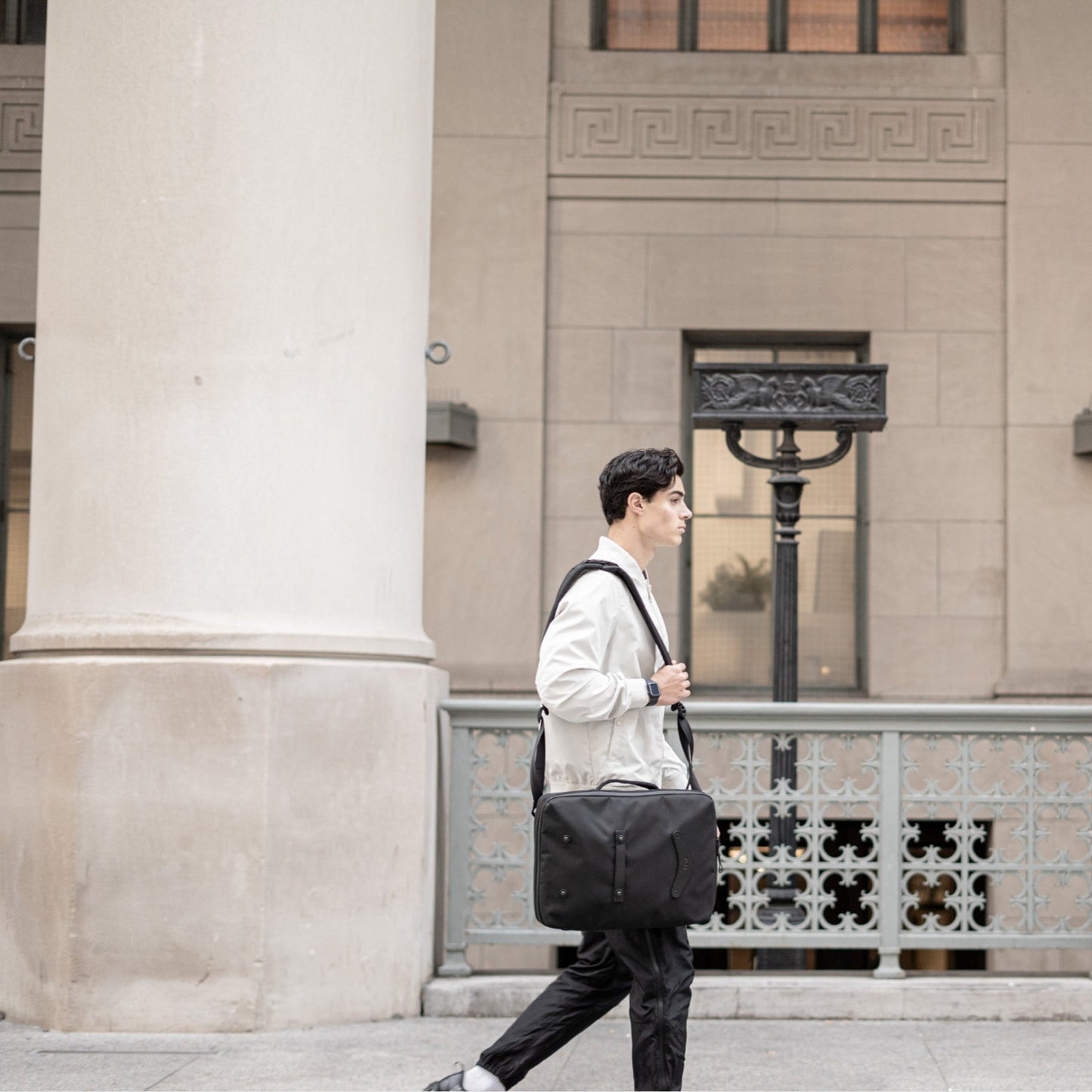 SWITCH BACKPACK – The Ultimate 5-in-1 Modular Bag