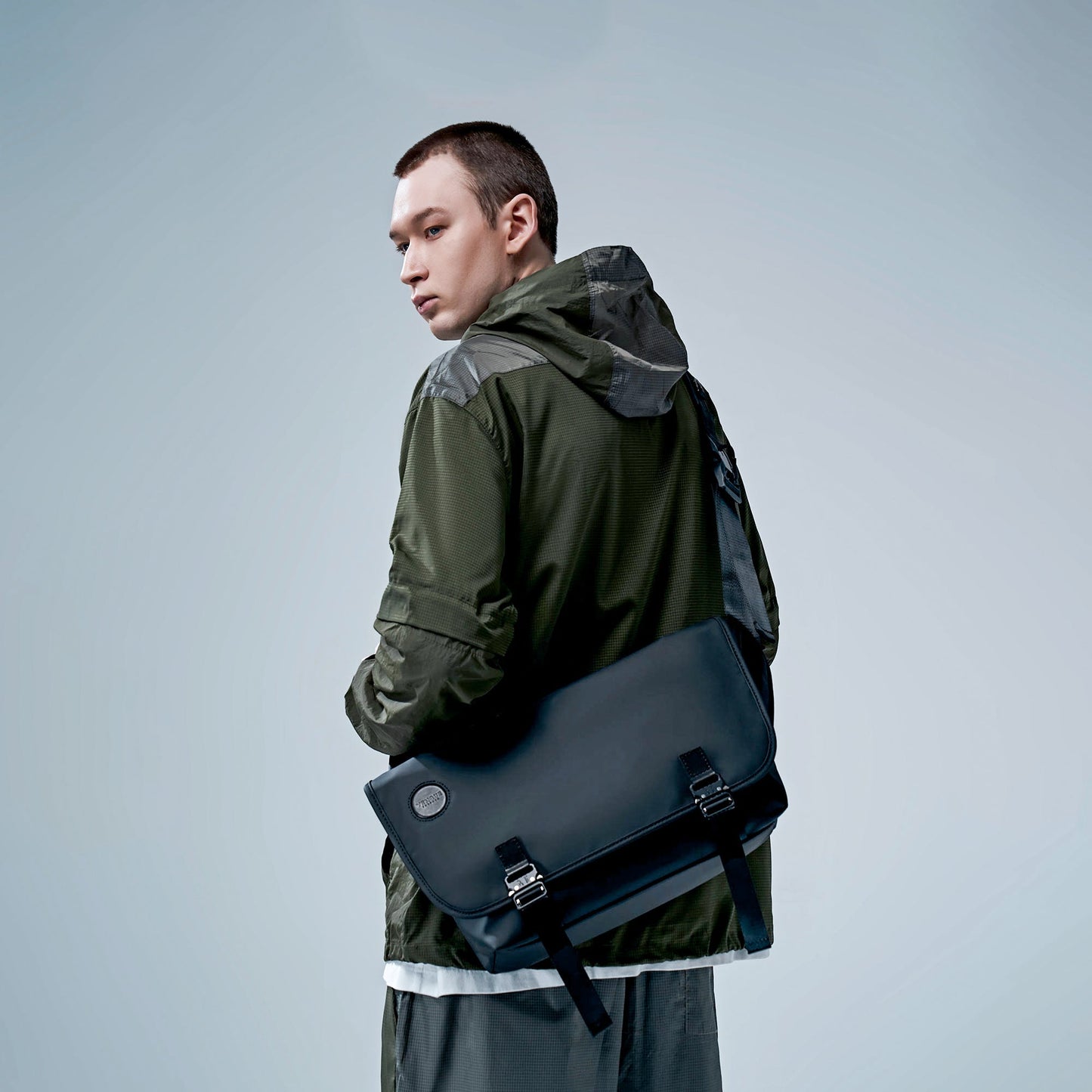 URBAN MESSENGER 13L