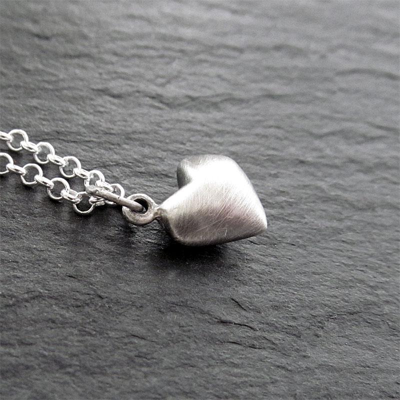 Heart Charm & Necklace - Osadia Concept Store